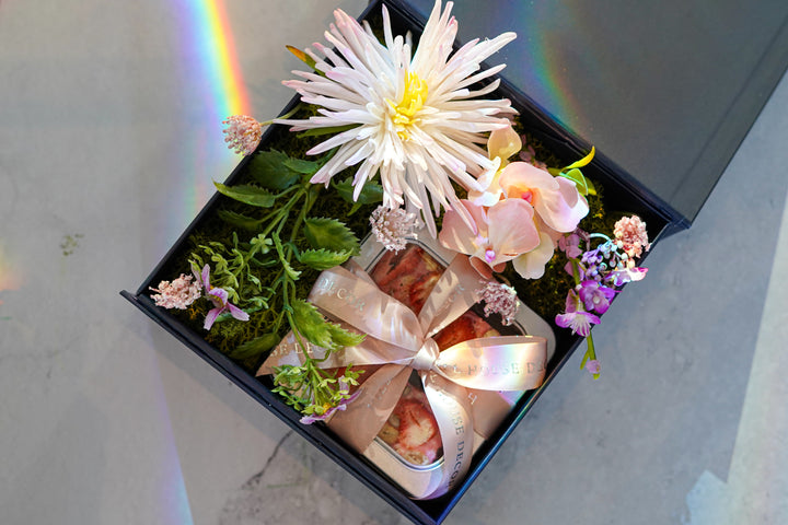 Blush Bloom Box