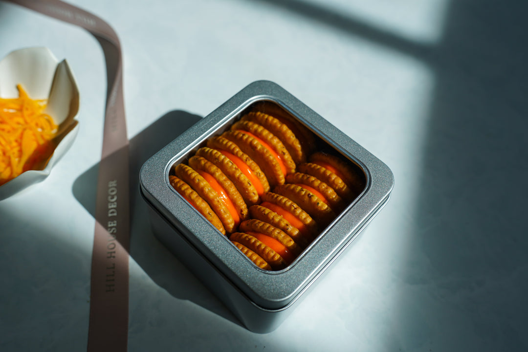 Cheddar Cheese Herb Nougat Cracker