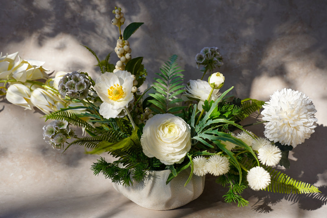 White Atelier Welcome Arrangement