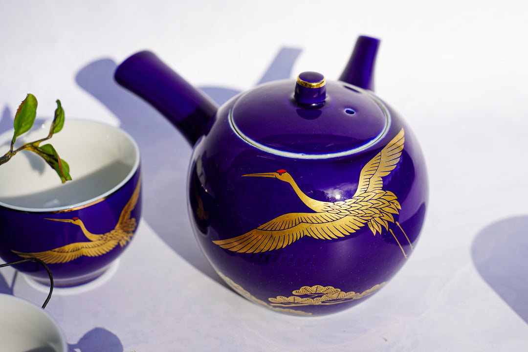 Late Check-In Tea Set