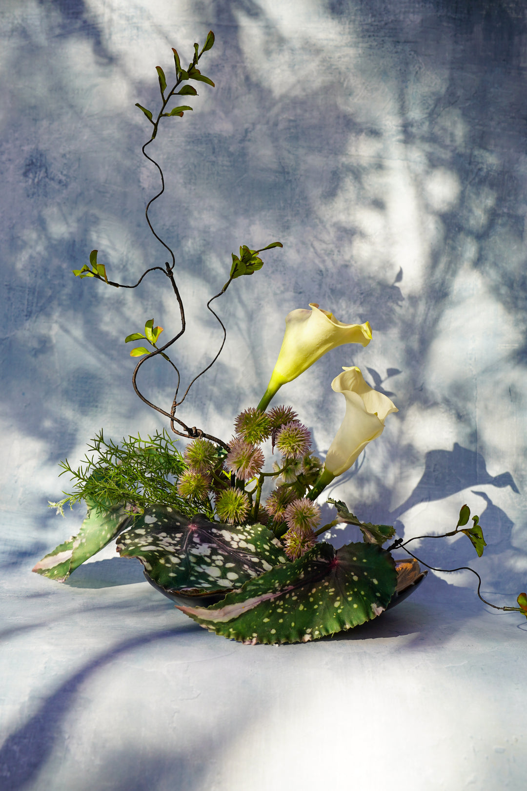 Ivory Drift Ikebana